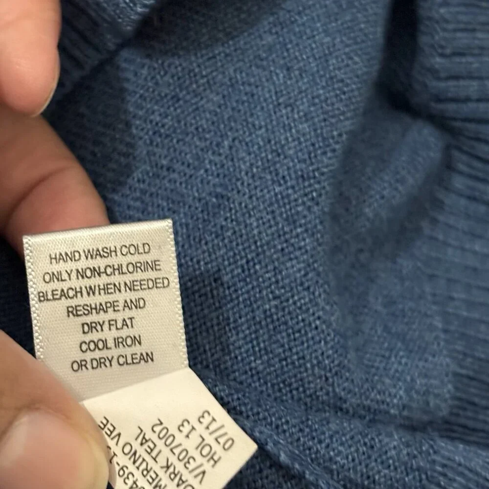 Banana Republic Extra Fine Merino Wool V Neck Dark Teal Men Large
